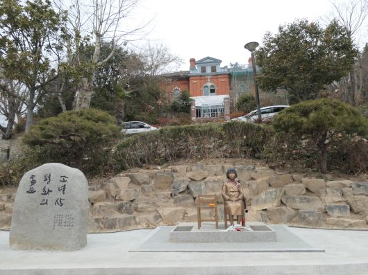 클릭하시면 큰 이미지를 볼 수 있습니다. 서울신문