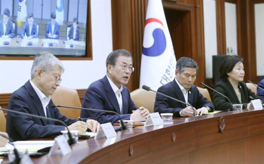 클릭하시면 큰 이미지를 볼 수 있습니다. 한국일보