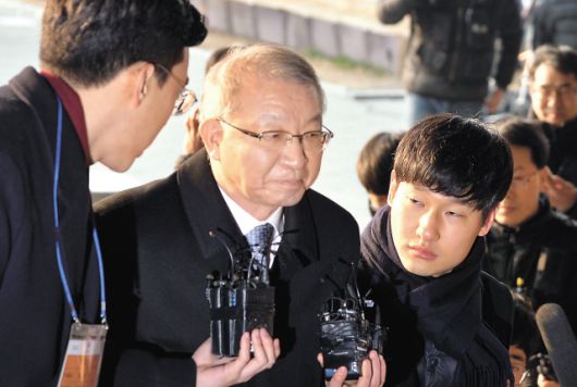 클릭하시면 큰 이미지를 볼 수 있습니다. 헤럴드경제