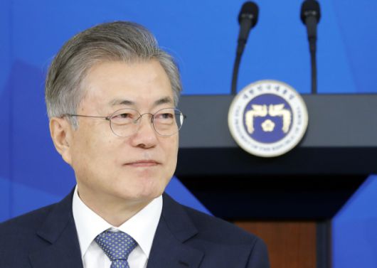 클릭하시면 큰 이미지를 볼 수 있습니다. 아시아투데이