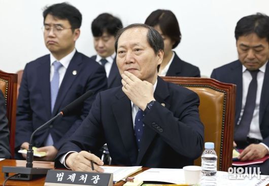 일요시사