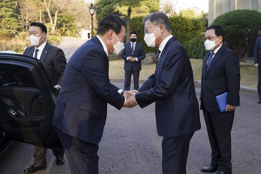 조선일보