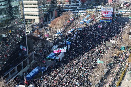 조선일보