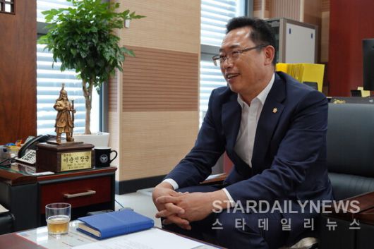 스타데일리뉴스