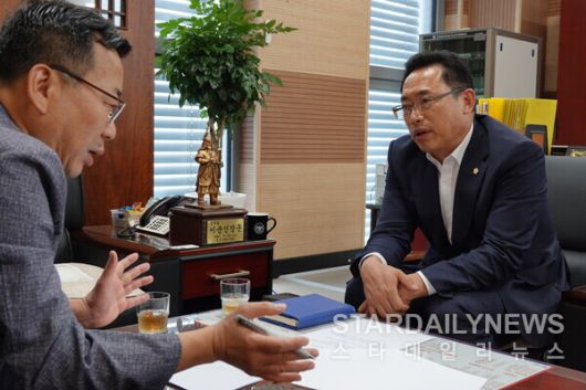 스타데일리뉴스