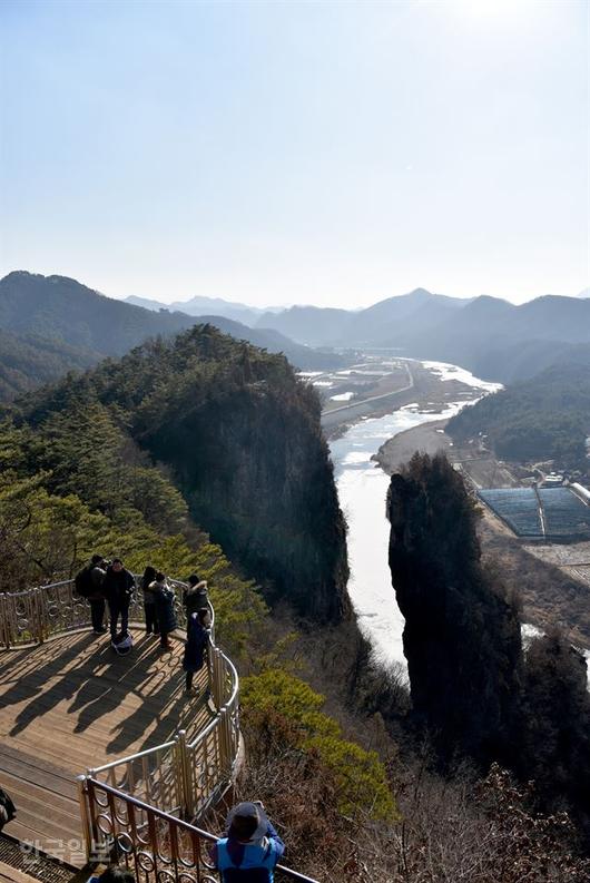 한국일보