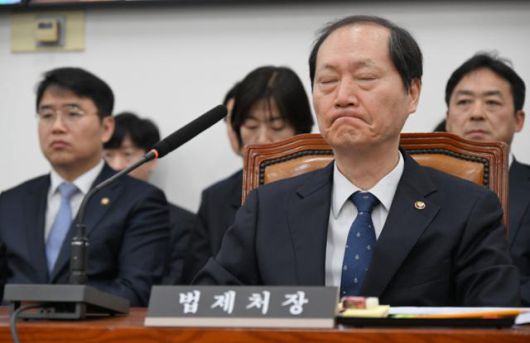 한국일보
