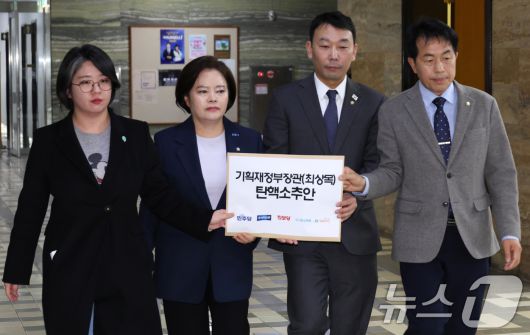 뉴스1