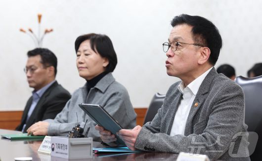 뉴스1