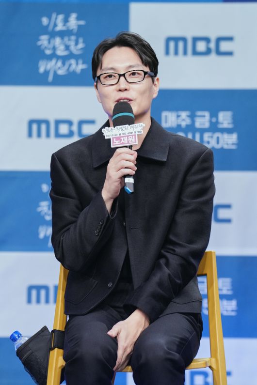 스포츠월드
