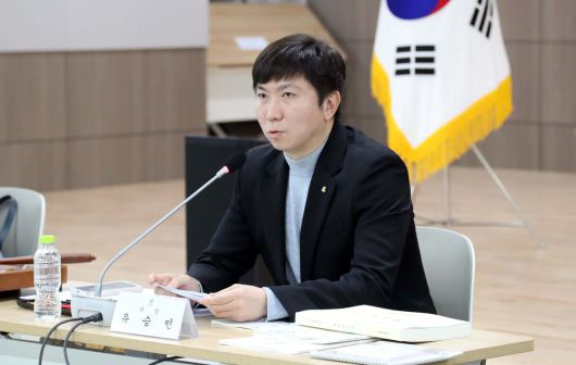 스포츠월드