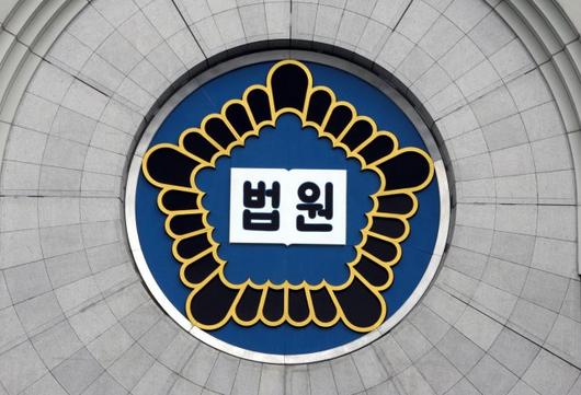 동아일보