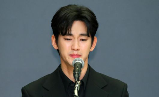 동아일보