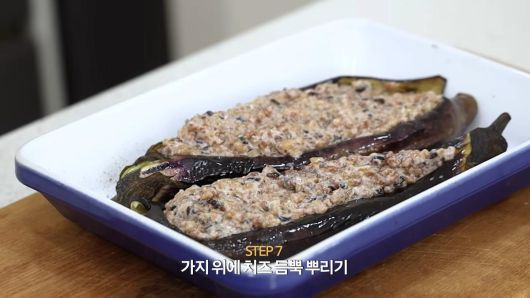 동아일보