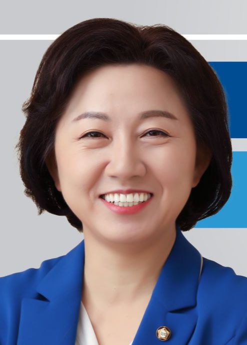 동아일보