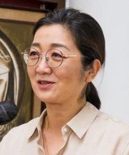 동아일보