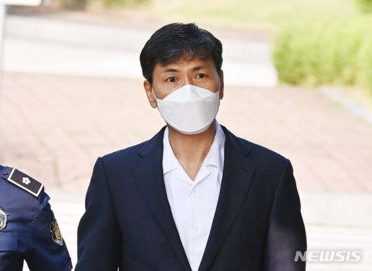 뉴시스