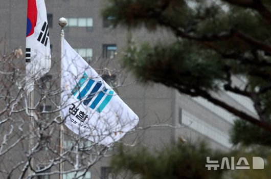 뉴시스