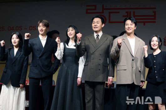 뉴시스