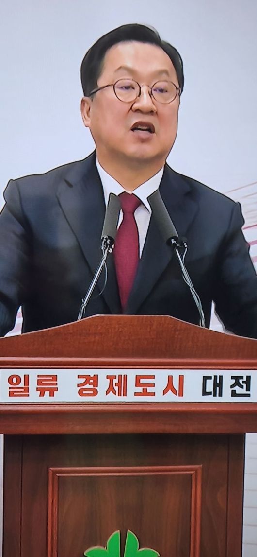 뉴시스
