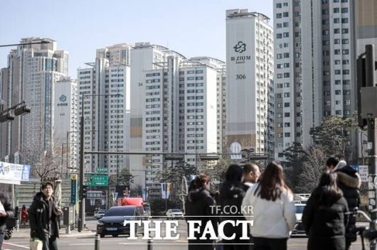 더팩트