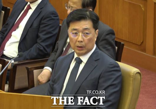 더팩트