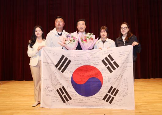 더팩트