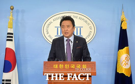 더팩트