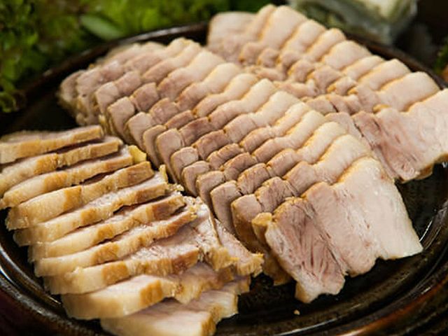 수육에 커피를? 다양하게 쓰이는 커피 활용 레시피 : 허브줌 수육에 커피를? 다양하게 쓰이는 커피 활용 레시피