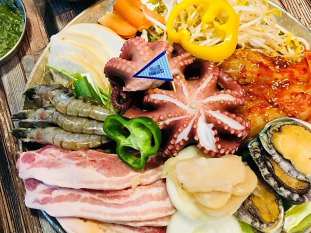 차돌삼합만 알면 섭섭해, 찰떡궁합인 다양한 삼합들 : 허브줌 차돌삼합만 알면 섭섭해, 찰떡궁합인 다양한 삼합들