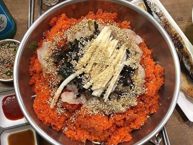 도심에서 바다의 깊은 맛 느낀다! 서울 물회 맛집 추천 : 허브줌 도심에서 바다의 깊은 맛 느낀다! 서울 물회 맛집 추천