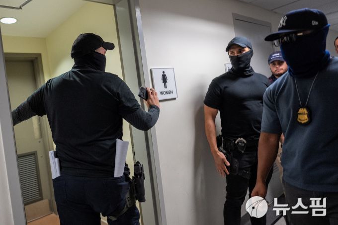 896385a670ae450eba691b1aa16e43a9