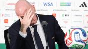 <b>“메시 실축에 FIFA 회장이 좌절?”…조작 사진까지 퍼진 ‘음모론’ 확산</b>