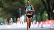 <b>'신발 밑창이 두꺼워서…' 카자흐 女 마라톤 경보 금메달리스트, 다음 날 실격</b>