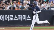 <b>'19안타 폭발' 두산, 한화 잡고 4연패 탈출+하루 만에 5위 복귀</b>