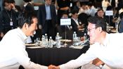 <b>막오른 '석청갈등'…전대 과열에 민주당 지지율 부담 커지나</b>