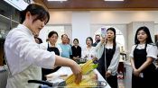 <b>상하이 수놓은 오색 빛깔…조서형 셰프가 선보인 '거창 오방색국수'</b>