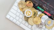 <b>2022년부터 매달 100달러 샀더니 수익 '극과 극'…BTC·XRP 웃고, ETH·ADA 울었다</b>