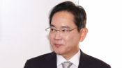 <b>기념식 대신… 로봇 '손' 보러간 이재용</b>