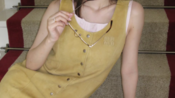 <b>“162cm·47kg 맞네”…모모, 미니 원피스 입고 뽐낸 각선미</b>