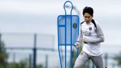 <b>이강인 왼 발목 부상 확인, PSG "며칠간 별도 실내 훈련 진행"..심각하지 않아 월드컵 출전에는 지장 없을 듯</b>