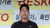 <b>"처음 왔을 때보다 많이 좋아져" 포수조련사도 극찬...KBO 7번째 '박건우', 롯데 안방 새 바람 일으키는 '공부하는 포수'</b>