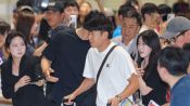 <b>"고개 숙이지 마세요"…팬들 격려 속 손흥민 등 축구대표팀 선수들 잇달아 귀국</b>