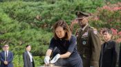 <b>주한미군사령관, 스틸 美대사와 현충원 참배...한미동맹 강조</b>