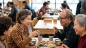<b>연기·소음·주차까지, 60대 모임은 한정식과 고깃집 중 어디가 나을까</b>