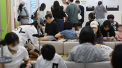 <b>코로나19 입원환자 7주째 증가세…의협 “예방접종 적극 권고”</b>