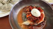 쫄깃한 면발에 얼얼한 양념<br>함흥냉면 맛집 BEST 5