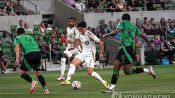 <b>손흥민, 필드골 '0골'로 홍명보호 온다…LAFC 개막 4연승 마감</b>