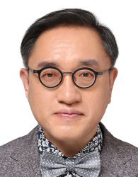 정지욱 영화평론가