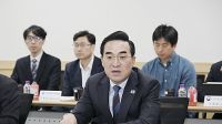 박홍근 "신재생에너지 글로벌 경쟁력 확보…내년 예산서 지원"